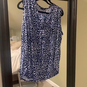 Papermoon navy top with white detail!